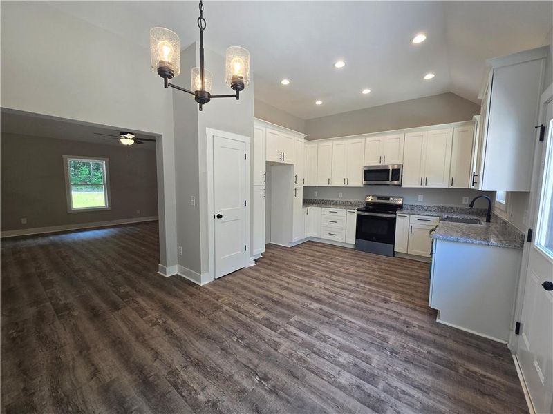 Spacious, unfurnished interior of a new home in , Hartwell (Image 21).