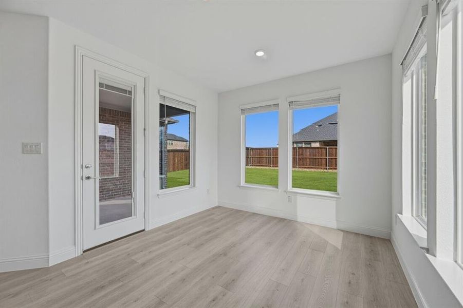 1422 Victory Terrace ~ Ready Now