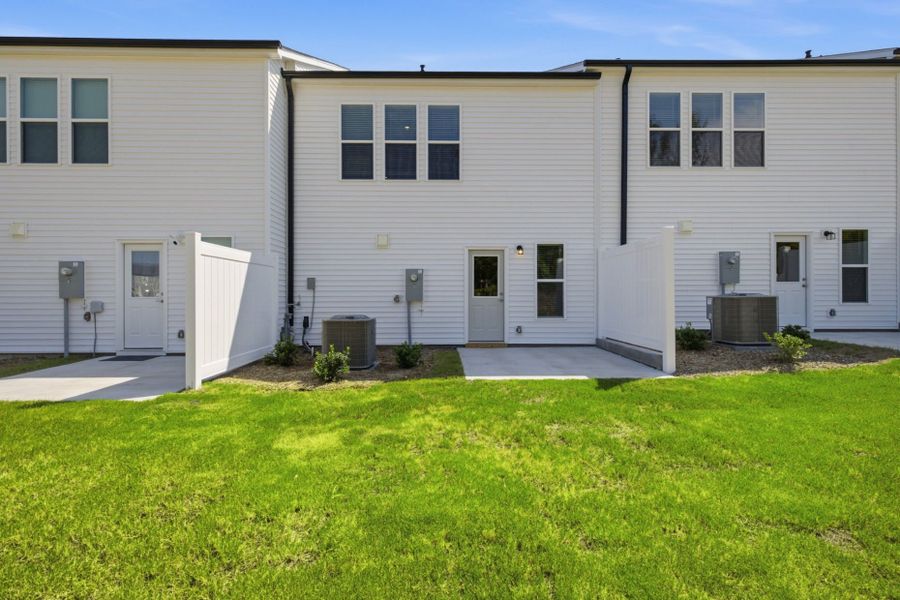 Exterior details and patio area of a home in Carpenter Falls, Durham (Image 29).