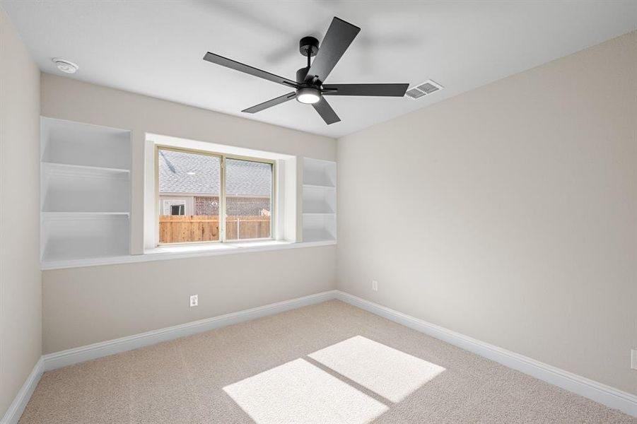 Spacious, unfurnished interior of a new home in Sable Creek, Sanger (Image 16).