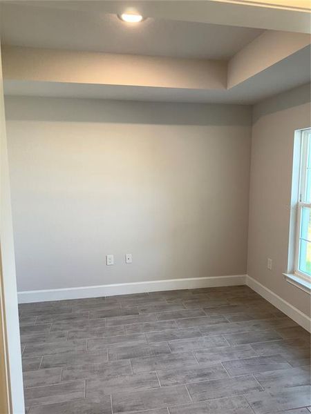 Spacious, unfurnished interior of a new home in , Port Charlotte (Image 13).