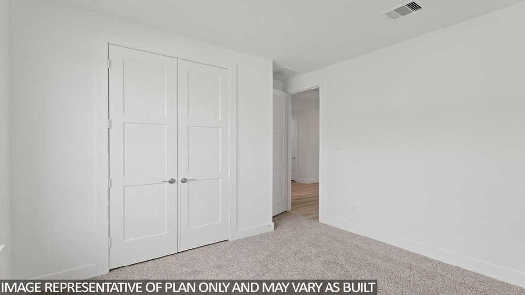 Spacious, unfurnished interior of a new home in Silverthorne, Conroe (Image 14).