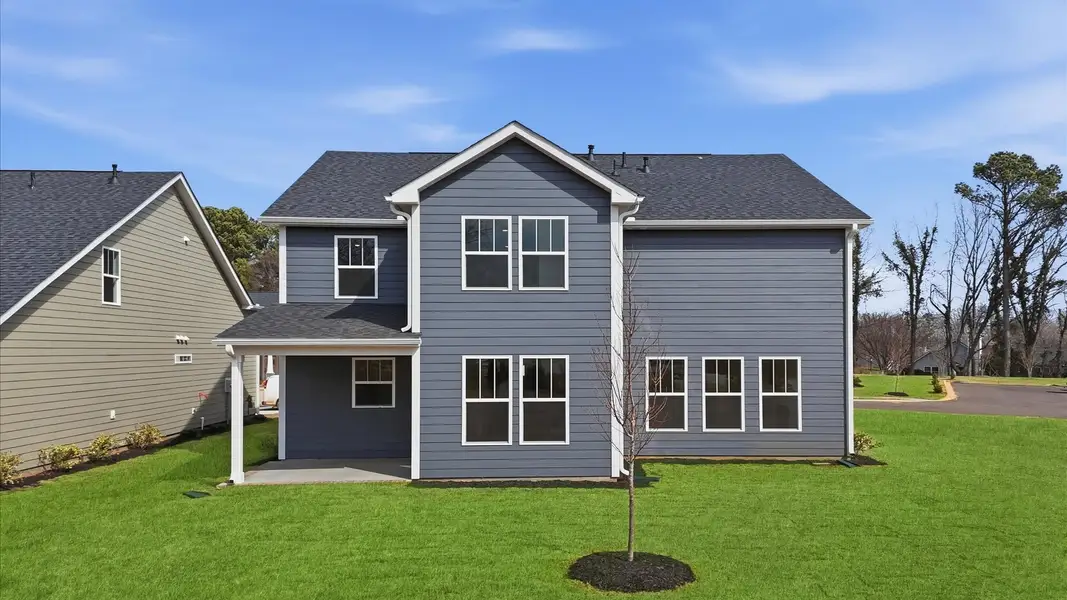 Exterior details and patio area of a home in Pelham Crossing, Greenville (Image 3).