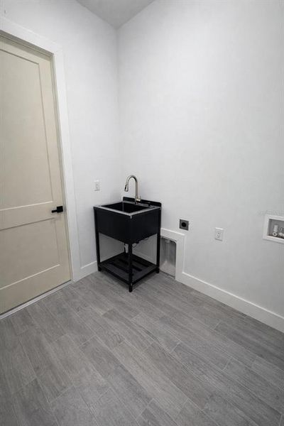 Furnished interior view inside a new home in , Port Charlotte (Image 8).