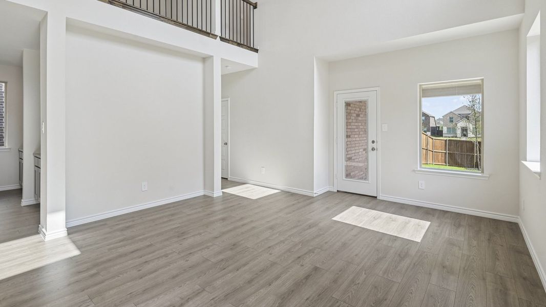 Spacious, unfurnished interior of a new home in Lilybrooke at Legacy Hills, Celina (Image 7).