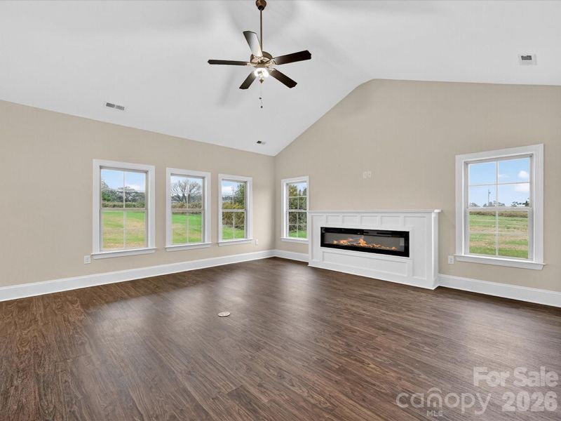 Spacious, unfurnished interior of a new home in , Monroe (Image 17).