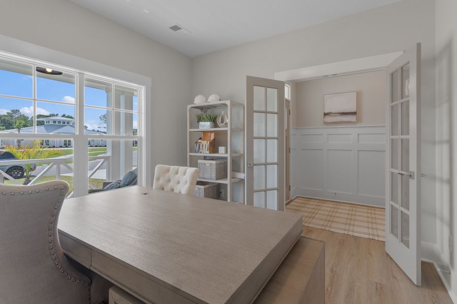 Representative furnished interior of a home built from the Scout by Bill Clark Homes in Sidbury Landing, Wilmington (Image 73).