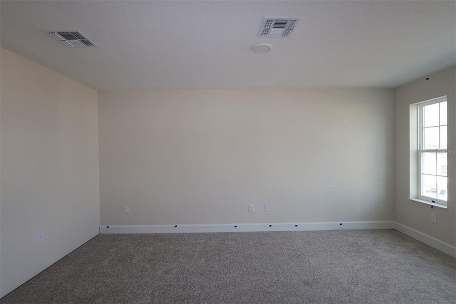 Spacious, unfurnished interior of a new home in Center Lake on the Park, St. Cloud (Image 7).