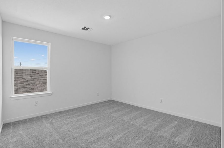 Spacious, unfurnished interior of a new home in Hockley Meadows, Hockley (Image 14).
