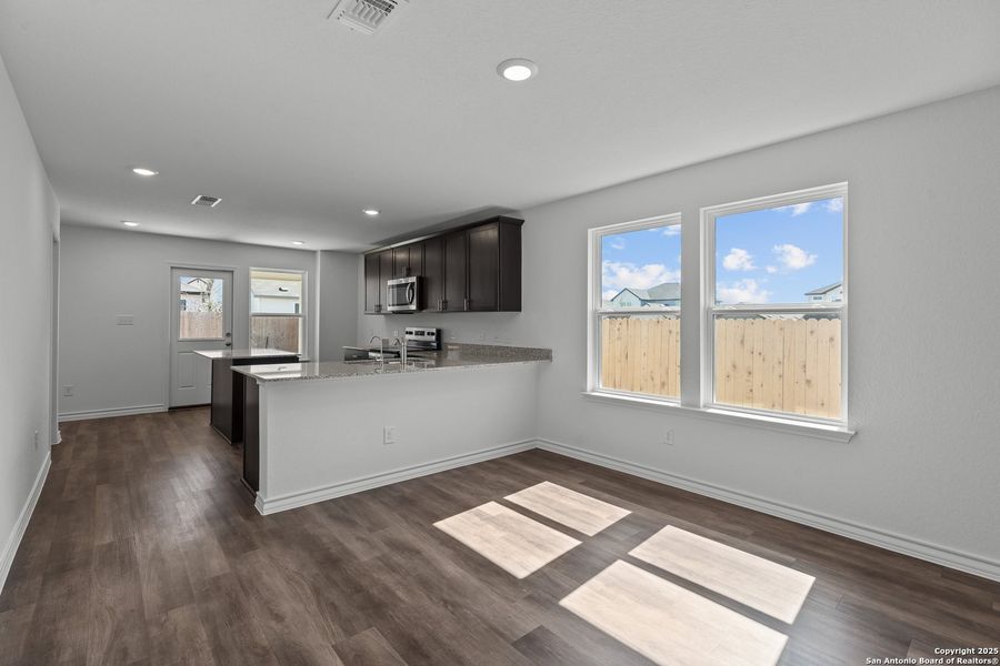 Furnished interior view inside a new home in The Overlook at Creekside, New Braunfels (Image 9).