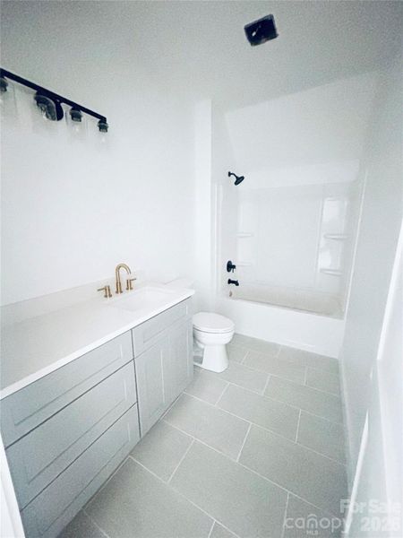 Image 16 of a home in . Image 16 of a home in .