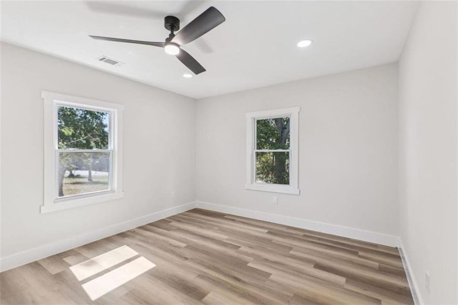 Spacious, unfurnished interior of a new home in , Atlanta (Image 24).