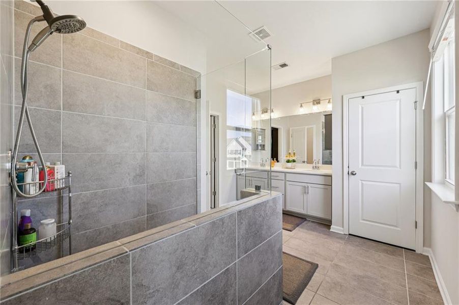 Furnished interior view inside a new home in Encore, Duluth (Image 13).