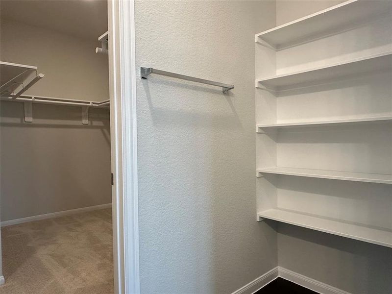 Spacious, unfurnished interior of a new home in Colony at Pinehurst, Pinehurst (Image 11).