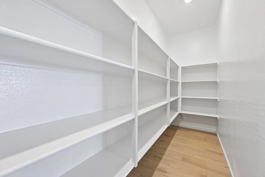 Walk in pantry