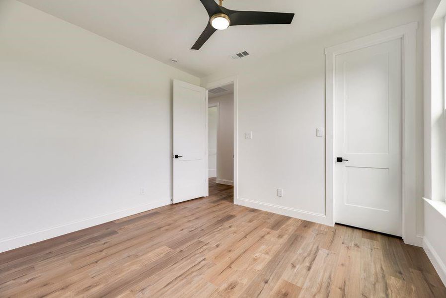 Spacious, unfurnished interior of a new home in , Corsicana (Image 33). Spacious, unfurnished interior of a new home in , Corsicana (Image 33).
