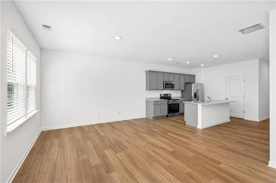 Spacious, unfurnished interior of a new home in Crossvine Village, LaGrange (Image 11).