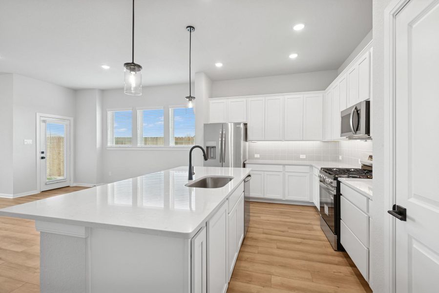 Furnished interior view inside a new home in Jordan Ranch 45' Homesites, Fulshear (Image 4). Furnished interior view inside a new home in Jordan Ranch 45' Homesites, Fulshear (Image 4).