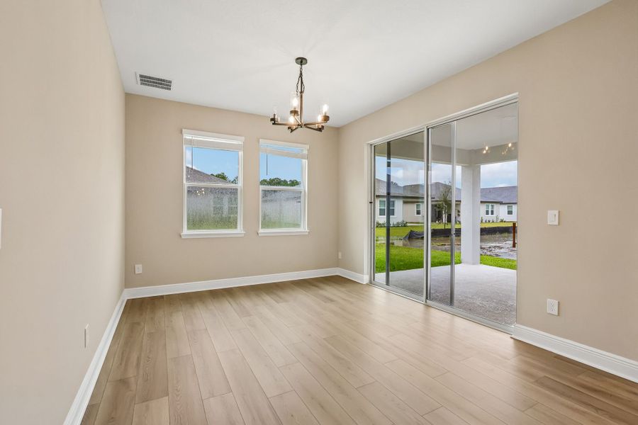 Spacious, unfurnished interior of a new home in Legends Preserve - Signature Series, Daytona Beach (Image 12).