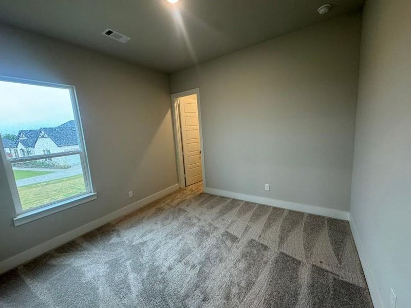 Spacious, unfurnished interior of a new home in , Van Alstyne (Image 16).