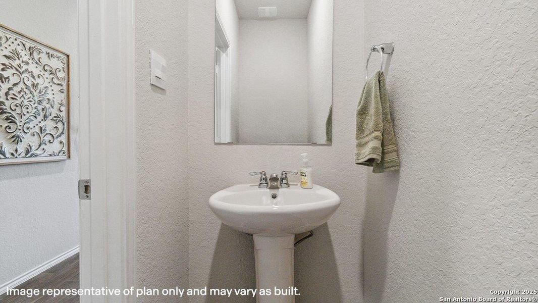 Image 54 of a home in Redbird Ranch.