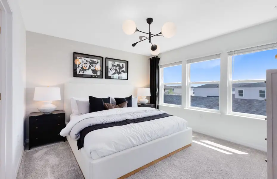 Representative furnished interior of a home built from the Foxtail - Exterior Unit by Pulte Homes in Parkside Trails, Clermont (Image 8). Representative furnished interior of a home built from the Foxtail - Exterior Unit by Pulte Homes in Parkside Trails, Clermont (Image 8).