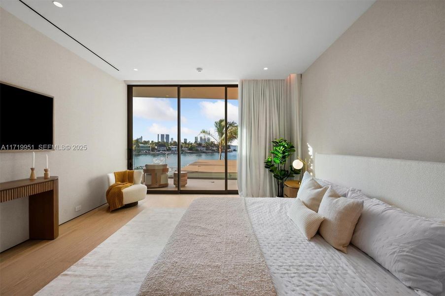 Furnished interior view inside a new home in , Miami Beach (Image 37).