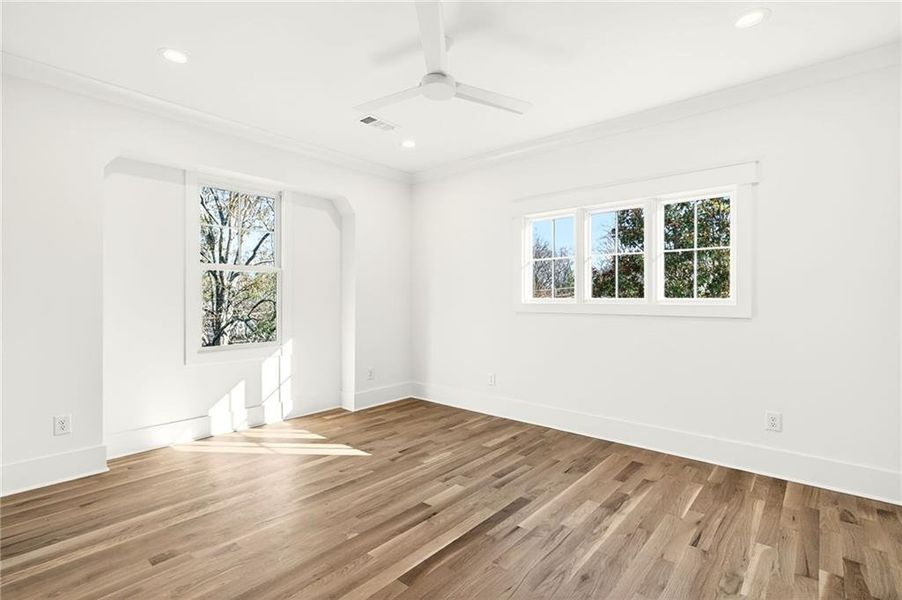 Spacious, unfurnished interior of a new home in , Atlanta (Image 24).