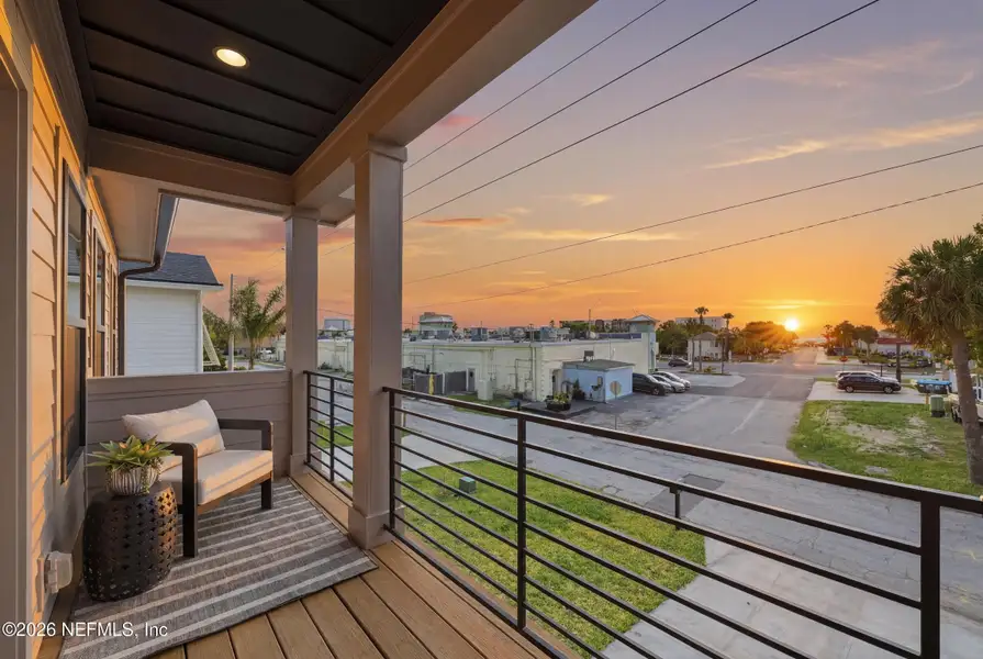 Exterior details and patio area of a home in , Jacksonville Beach (Image 4).