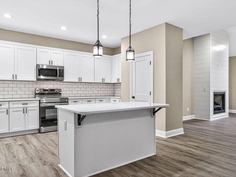 013-1280x960-kitchen