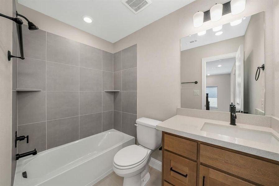 Furnished interior view inside a new home in Fields Villas - Darling Homes, Frisco (Image 9).