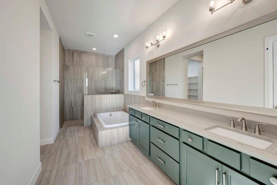 Furnished interior view inside a new home in Brookewater 55’ Homesites, Rosenberg (Image 16).