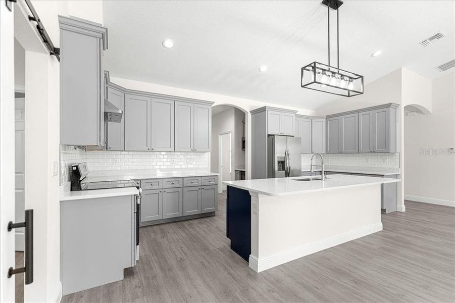 Furnished interior view inside a new home in , Dunnellon (Image 7).