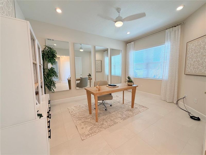 Furnished interior view inside a new home in Valencia Ridge, Wesley Chapel (Image 7).