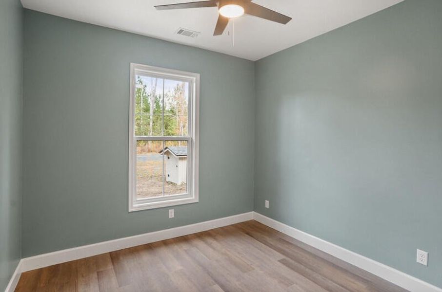Spacious, unfurnished interior of a new home in , Seabrook (Image 17).