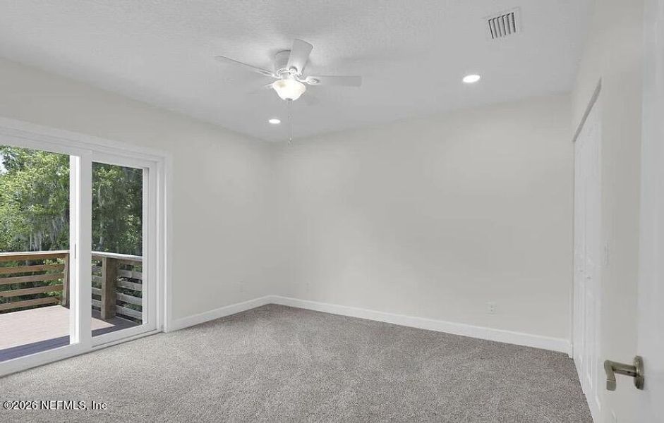 Spacious, unfurnished interior of a new home in , East Palatka (Image 24).