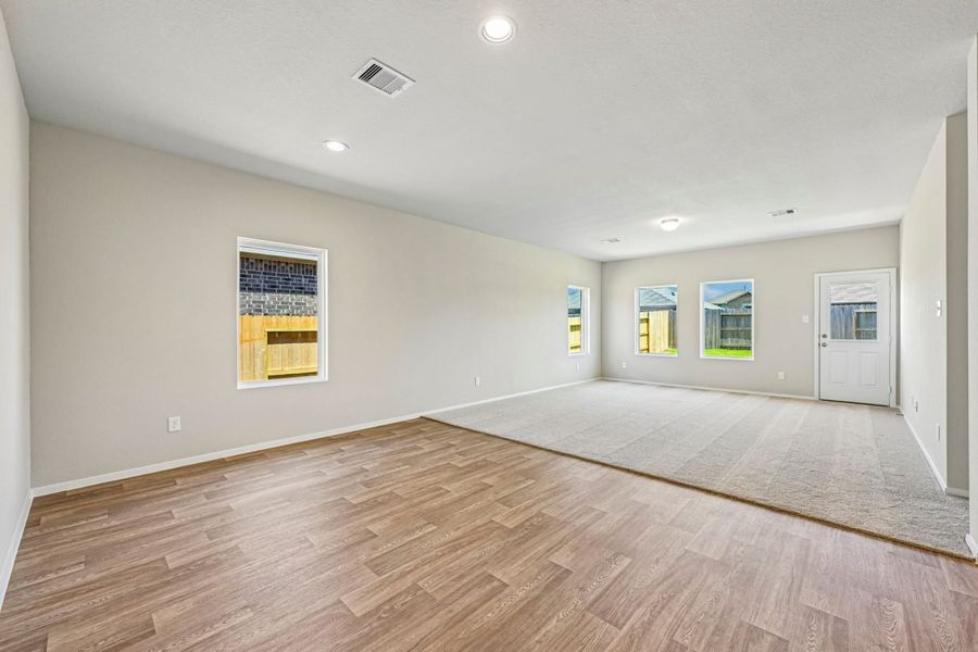 Spacious, unfurnished interior of a new home in Harrington Trails, New Caney (Image 13). Spacious, unfurnished interior of a new home in Harrington Trails, New Caney (Image 13).