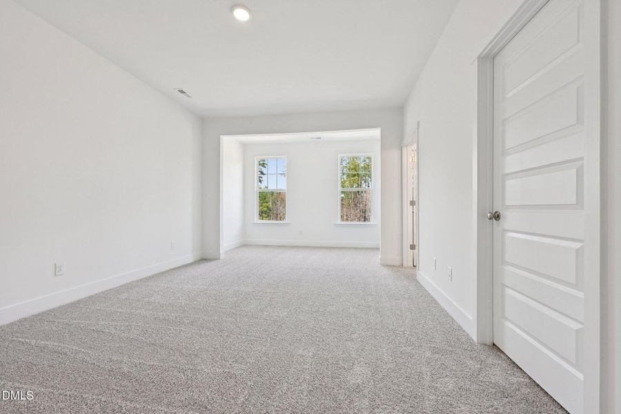 36-web-or-mls-Dunzo Dr-S1203-036