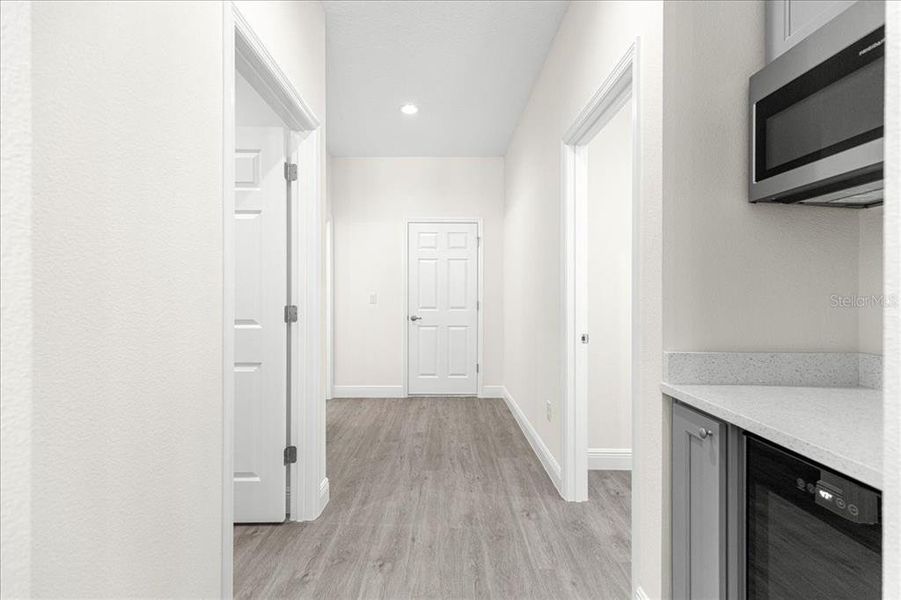 Spacious, unfurnished interior of a new home in , Dunnellon (Image 41).