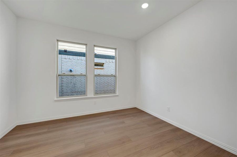 Spacious, unfurnished interior of a new home in Lily Creek at Sutton Fields, Aubrey (Image 35). Spacious, unfurnished interior of a new home in Lily Creek at Sutton Fields, Aubrey (Image 35).