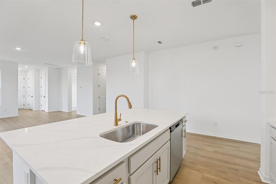 Image 49 of a home in Weslyn Park Single Family.