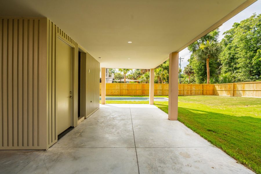 Exterior details and patio area of a home in , Edisto Island (Image 38). Exterior details and patio area of a home in , Edisto Island (Image 38).