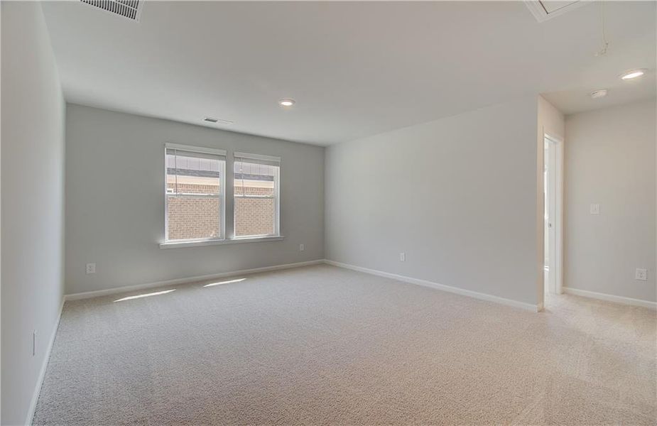 Spacious, unfurnished interior of a new home in Bowers Farm, McDonough (Image 28).