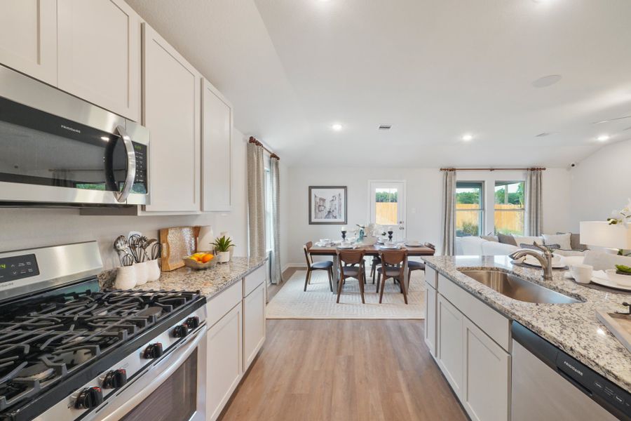 Lexington Heights Model Home - Golden - Kitchen Lexington Heights Model Home - Golden - Kitchen