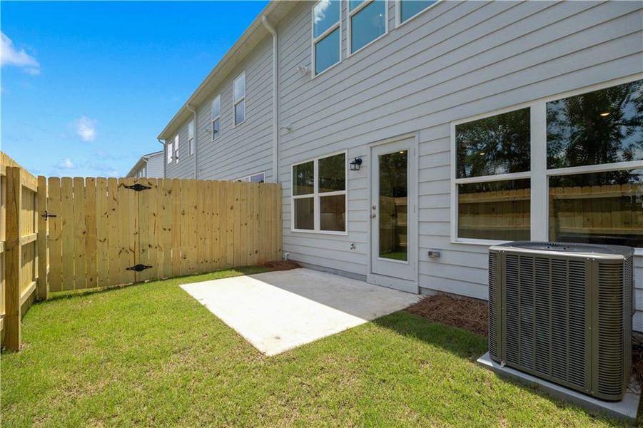 Exterior details and patio area of a home in Old Salem Crossing, Conyers (Image 2).