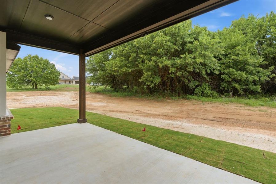 Exterior details and patio area of a home in , Weatherford (Image 3).