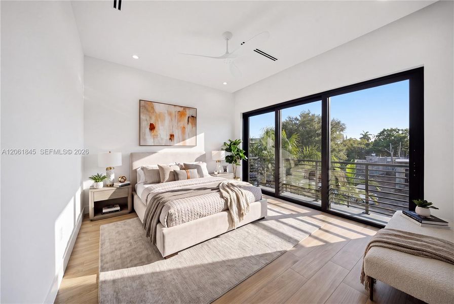 Furnished interior view inside a new home in , Fort Lauderdale (Image 17).