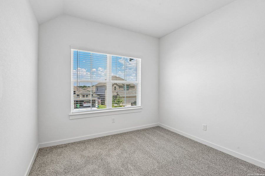 Spacious, unfurnished interior of a new home in Legacy at Lake Dunlap, New Braunfels (Image 22).