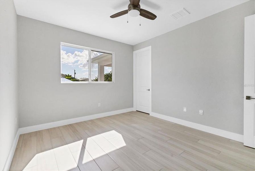 Spacious, unfurnished interior of a new home in , Port Charlotte (Image 27). Spacious, unfurnished interior of a new home in , Port Charlotte (Image 27).