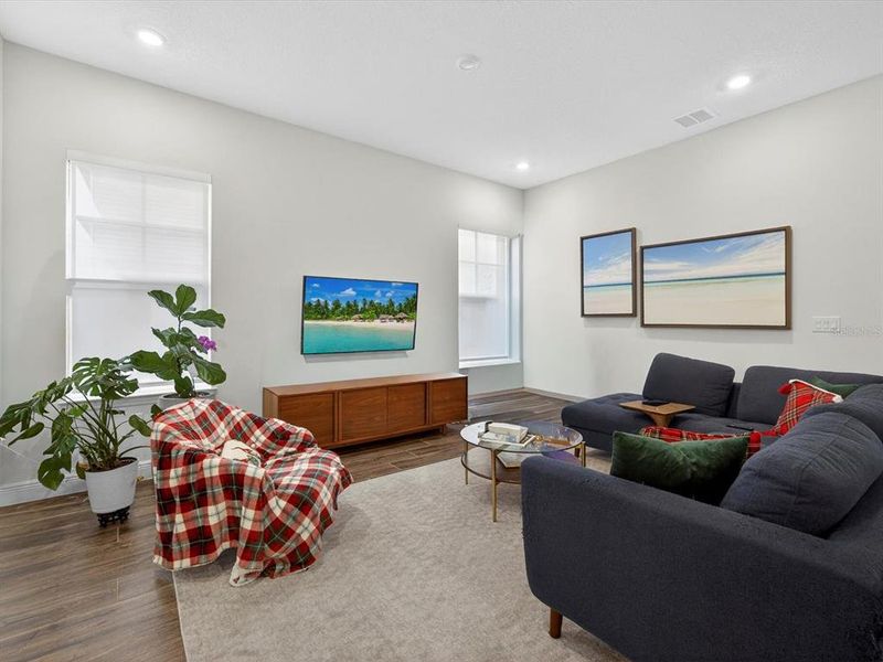 Furnished interior view inside a new home in , Orlando (Image 30). Furnished interior view inside a new home in , Orlando (Image 30).